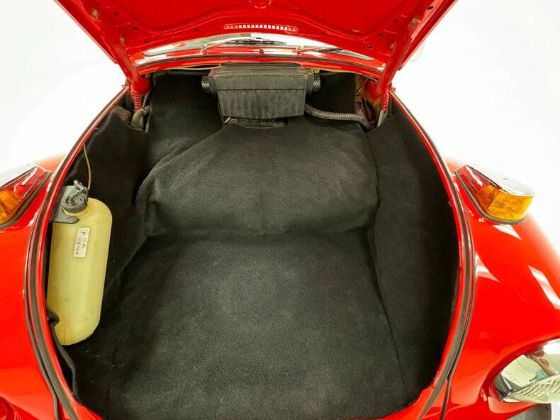 1972 Volkswagen Super Beetle