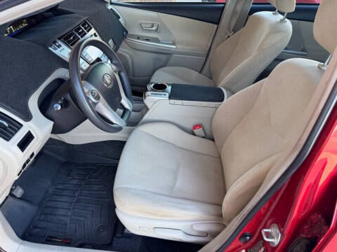 2012 Toyota Prius v Two