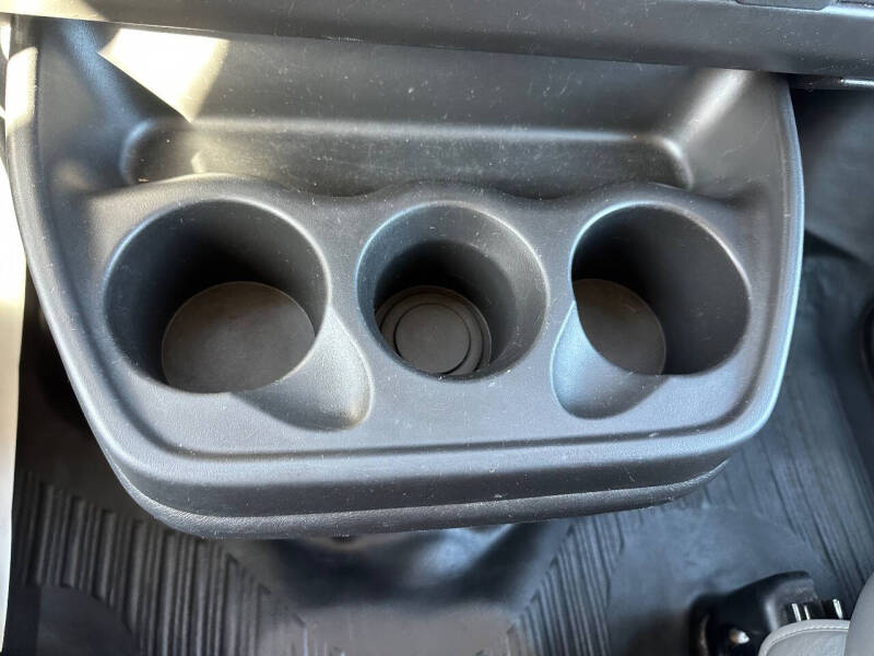 2022 GMC Savana 2500