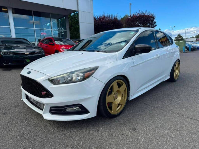 2018 Ford Focus ST