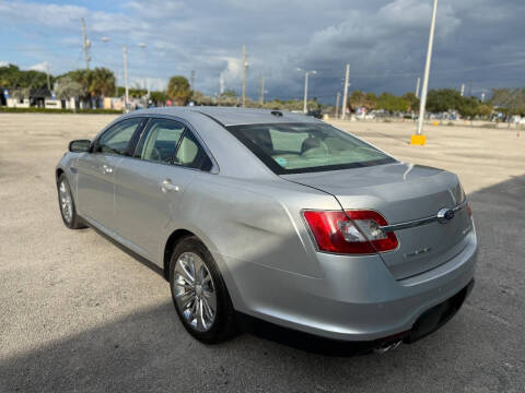 2010 Ford Taurus Limited