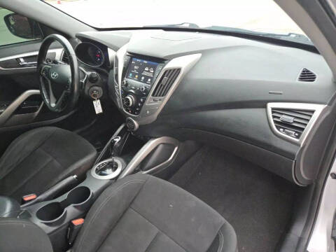 2017 Hyundai Veloster