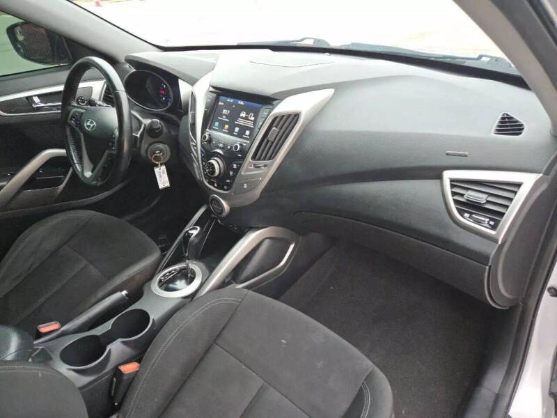 2017 Hyundai Veloster