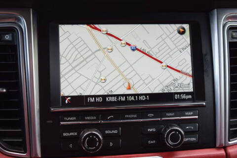 2015 Porsche Macan Turbo