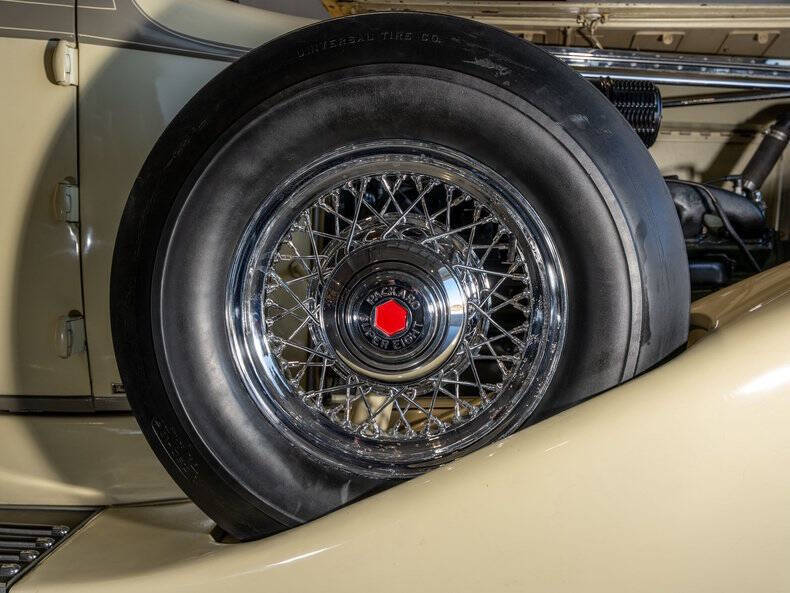 1933 Packard Super Eight Convertible Sedan