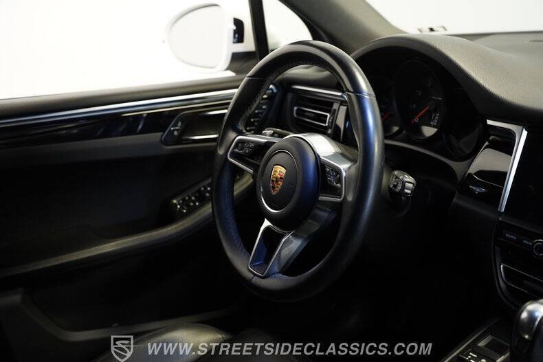 2019 Porsche Macan