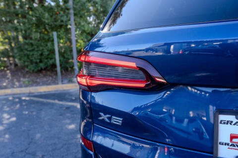 2023 BMW X5 xDrive45e