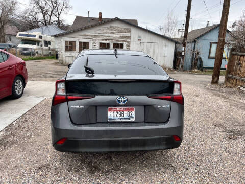 2022 Toyota Prius LE