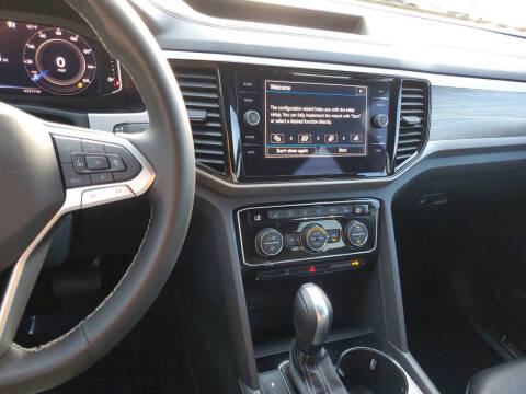 2022 Volkswagen Atlas Cross Sport SE 4Motion