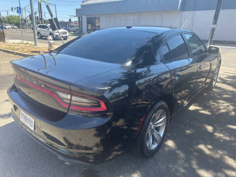 2018 Dodge Charger SXT