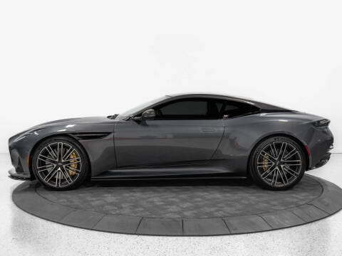 2024 Aston Martin DB12 V8