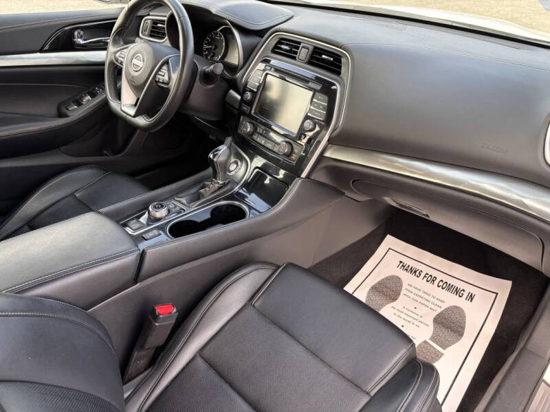 2023 Nissan Maxima 3.5 SV