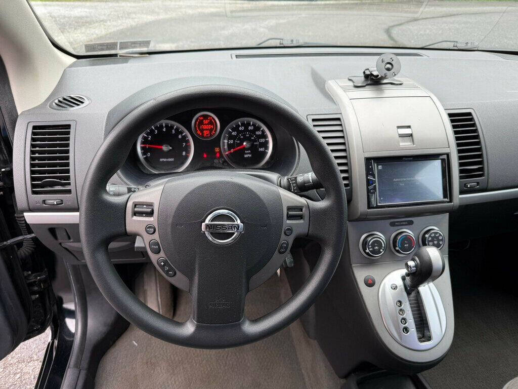 2010 Nissan Sentra 22