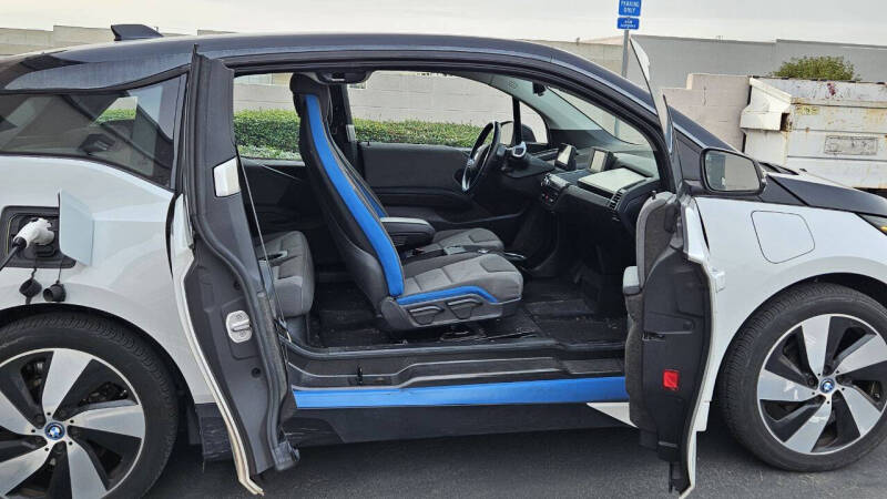 2018 BMW i3 Base photo 8