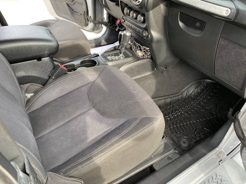 2014 Jeep Wrangler Sahara