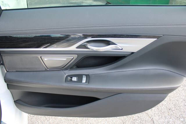 2019 BMW 7 Series 750i