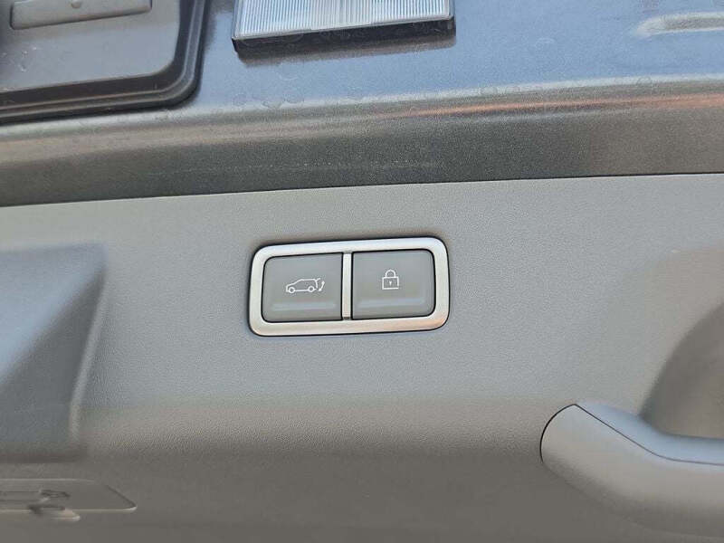 2026 Kia EV9 Light Long Range