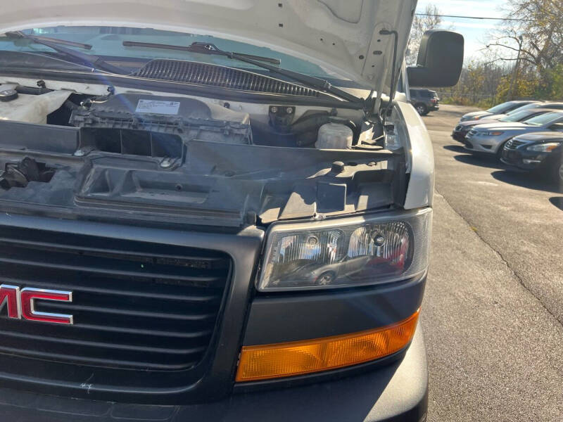 2019 GMC Savana 2500