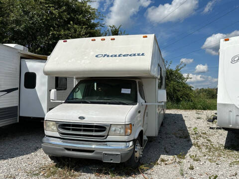 2001 Four Winds Chateau 31Z for sale at Kentuckiana RV Wholesalers in Charlestown IN