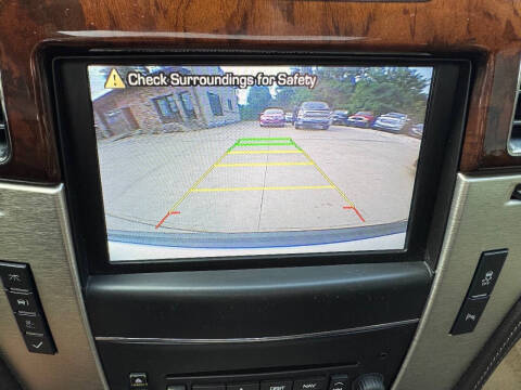 2013 Cadillac Escalade Platinum Edition