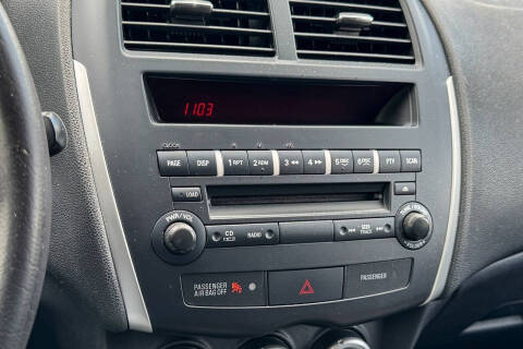 2011 Mitsubishi Outlander Sport SE