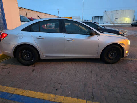 2013 Chevrolet Cruze LS Auto