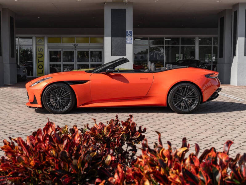 2024 Aston Martin DB12 Volante