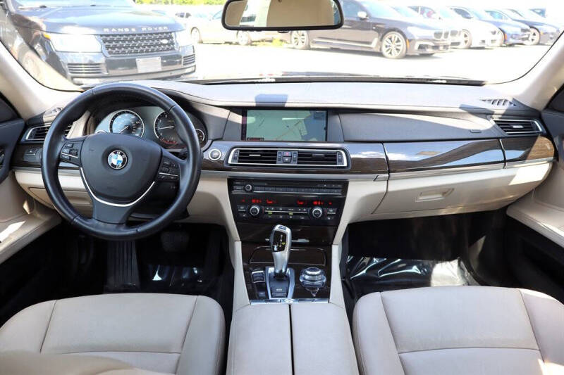 2012 BMW 7 Series 740Li