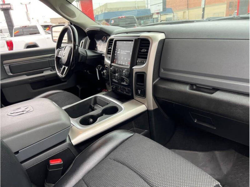 2019 RAM Ram 1500 Classic Warlock photo 19