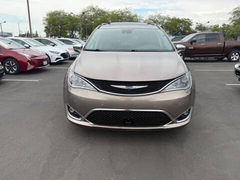 2017 Chrysler Pacifica Limited