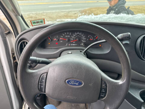 2008 Ford E-Series E-250