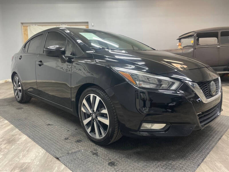 2020 Nissan Versa SR