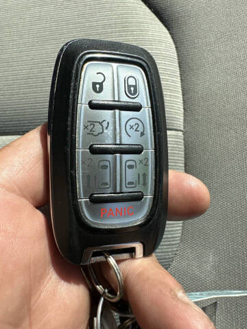 2017 Chrysler Pacifica Touring-L