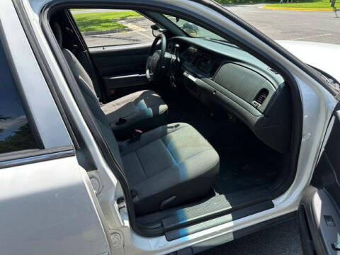 2010 Ford Crown Victoria