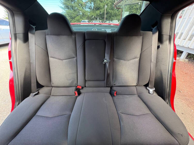 2012 Dodge Avenger SE