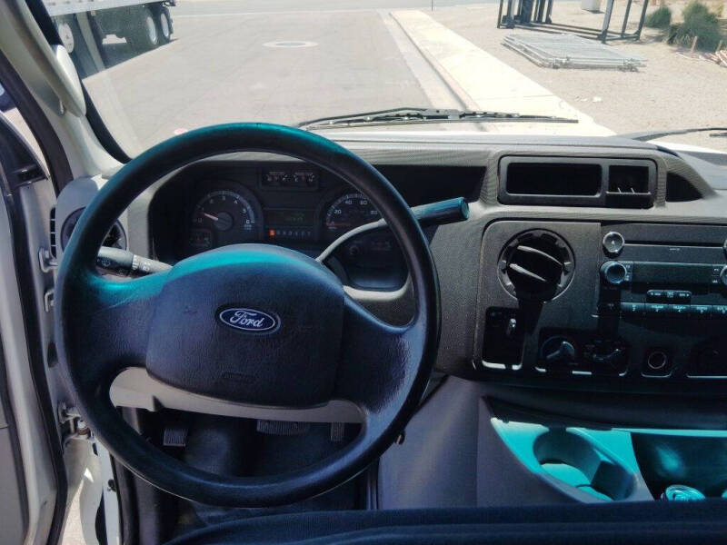 2019 Ford E-Series