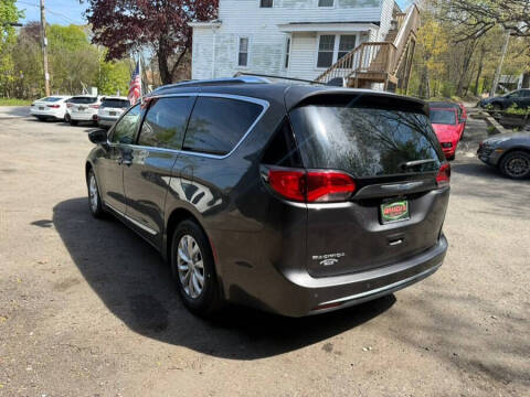2018 Chrysler Pacifica Touring L
