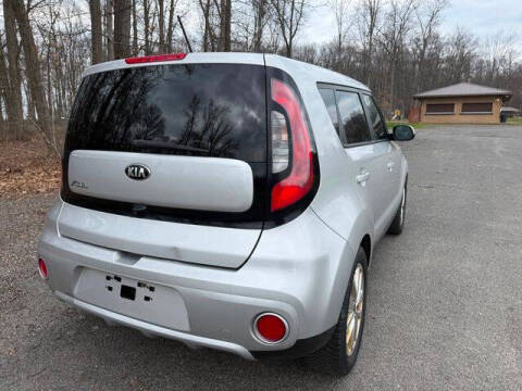 2017 Kia Soul +