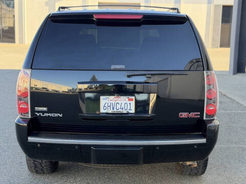 2009 GMC Yukon Denali