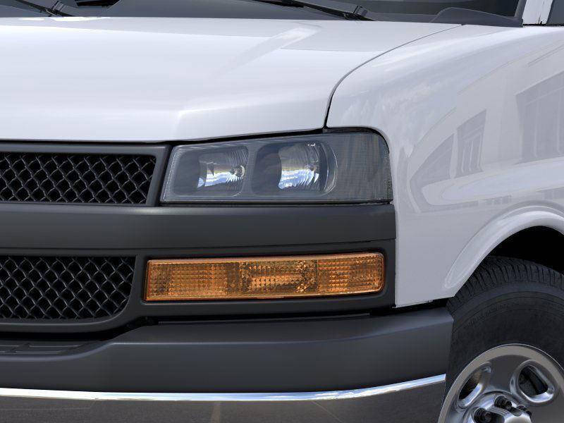 2025 Chevrolet Express 3500
