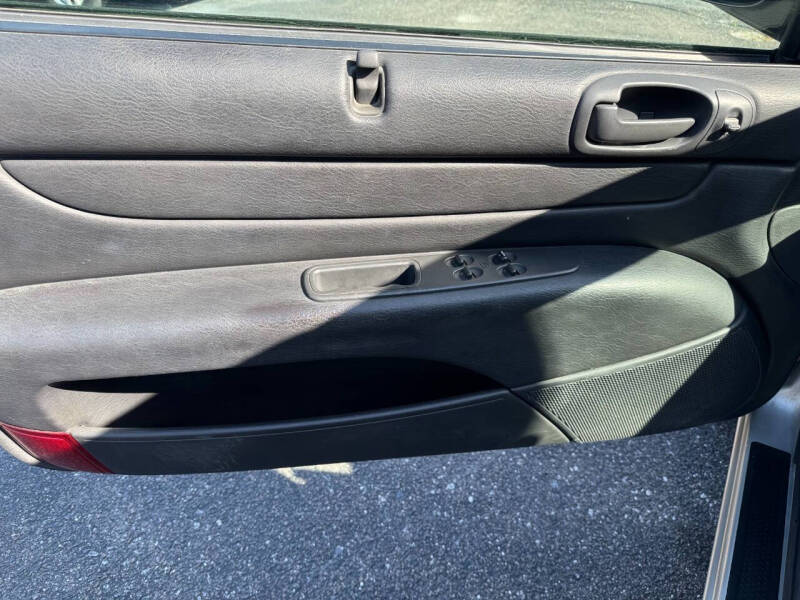 2004 Chrysler Sebring GTC