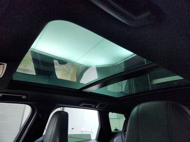 2017 Land Rover Range Rover Sport SVR