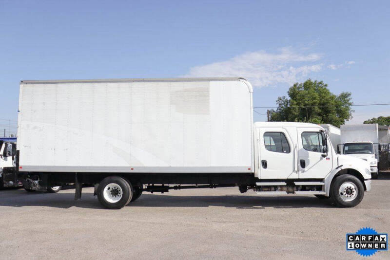 2018 Freightliner M2 106
