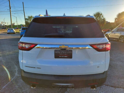 2021 Chevrolet Traverse LT Leather