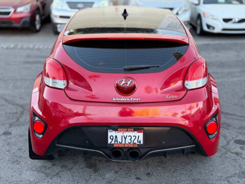 2016 Hyundai Veloster