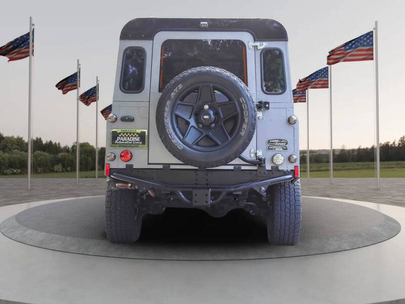 1984 Land Rover Defender