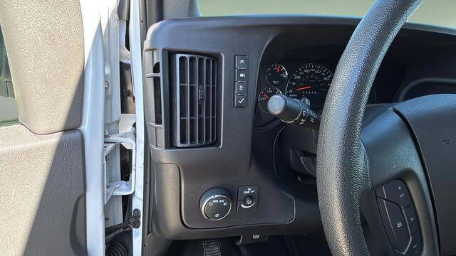 2024 GMC Savana 2500