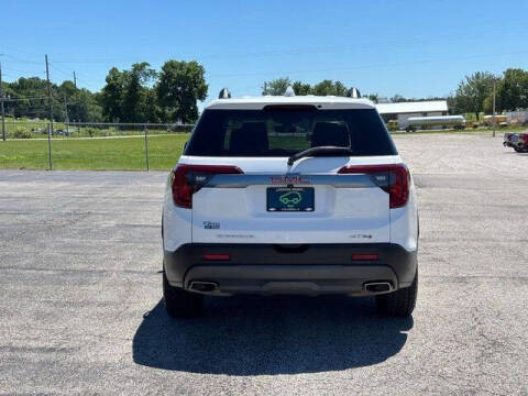 2023 GMC Acadia AT4