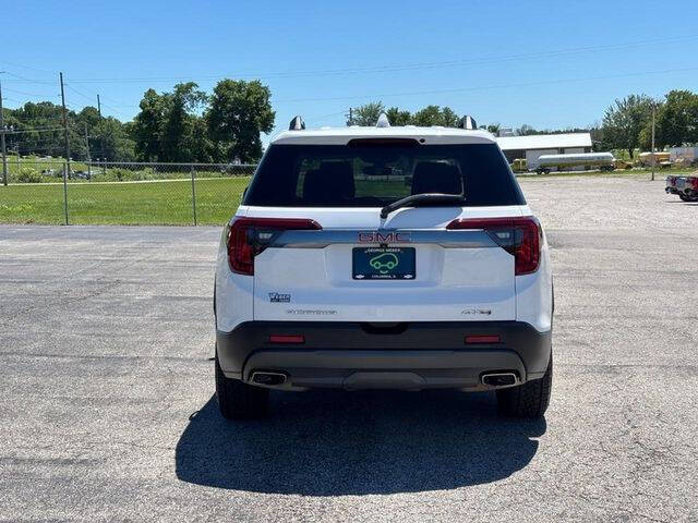 2023 GMC Acadia AT4