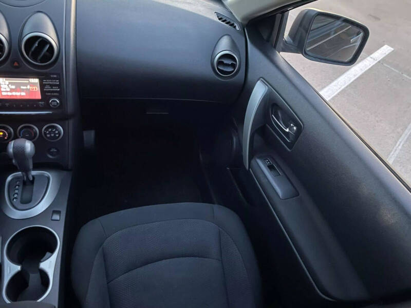2014 Nissan Rogue Select S